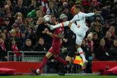 英超转会窗口：纽卡斯尔联队瞄准曼联新星梅努，埃迪-豪看好其潜力